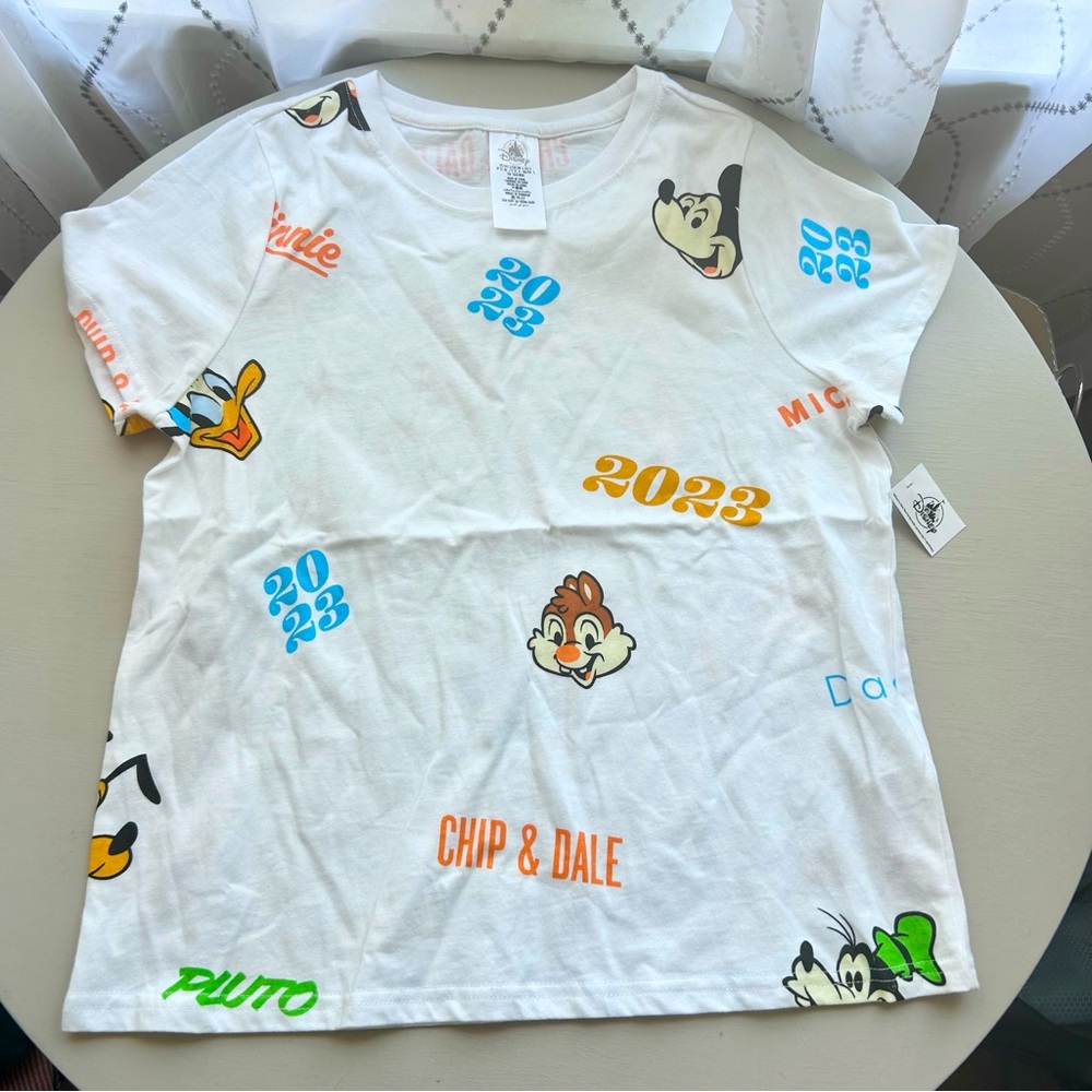 Disney World 2023 Character Tee Size Small